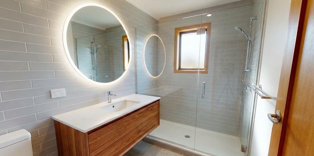 small bathroom vanity guide